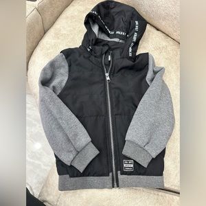 H&M Light jacket size 5-6T